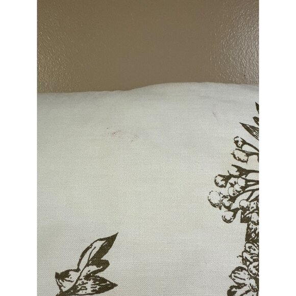 Set Of 2 Vintage Bird Embroidered Throw Pillows Nature-Themed - Picture 10 of 15